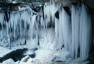 厳冬の七条滝